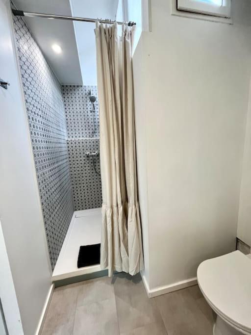 Studio Jade : Charmant Logement Place Clemenceau Apartamento Pau Exterior foto