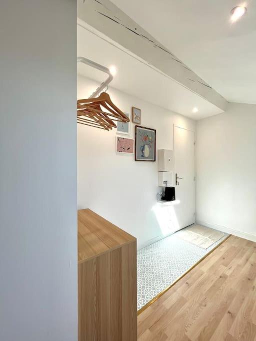 Studio Jade : Charmant Logement Place Clemenceau Apartamento Pau Exterior foto