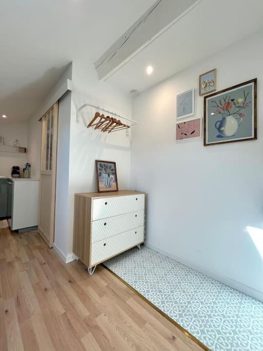 Studio Jade : Charmant Logement Place Clemenceau Apartamento Pau Exterior foto